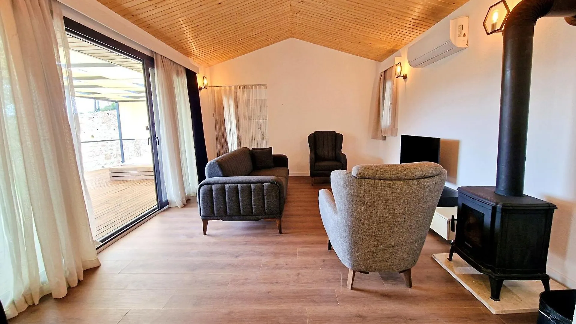 Turnaboğazı Çiftlik Hotel İzmir